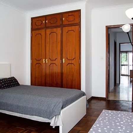 Cozy Twin Room With Private Bathroom - Full Kitchen Privatunterkunft *