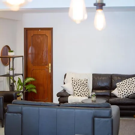 Séjour chez l'habitant Cozy In With Full Kitchen 5 Minutes From The