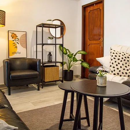Homestay szállás Cozy Twin With Private Bathroom - Full Kitchen *
