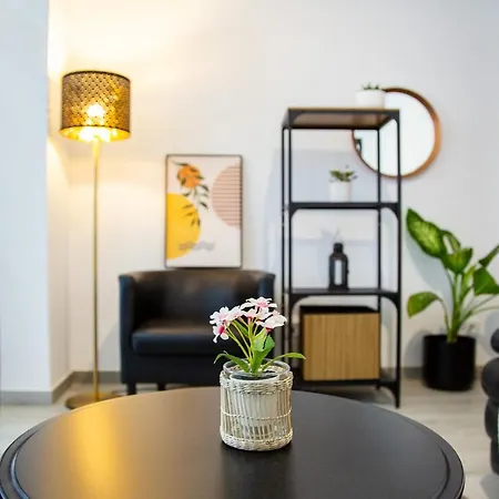 Privatunterkunft Cozy Twin Room With Private Bathroom - Full Kitchen *