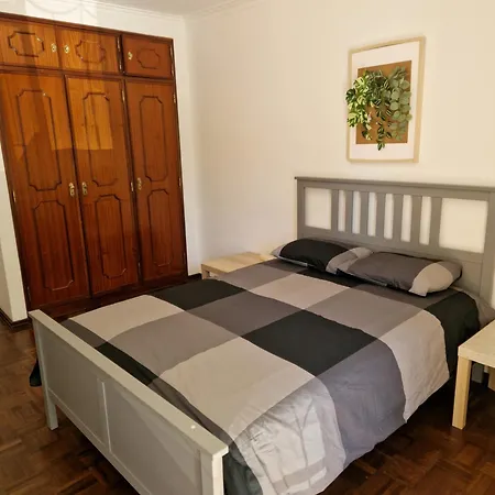 Cozy Twin Room With Private Bathroom - Full Kitchen Privatunterkunft