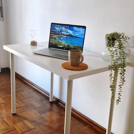 Cozy Twin With Private Bathroom - Full Kitchen Homestay szállás *