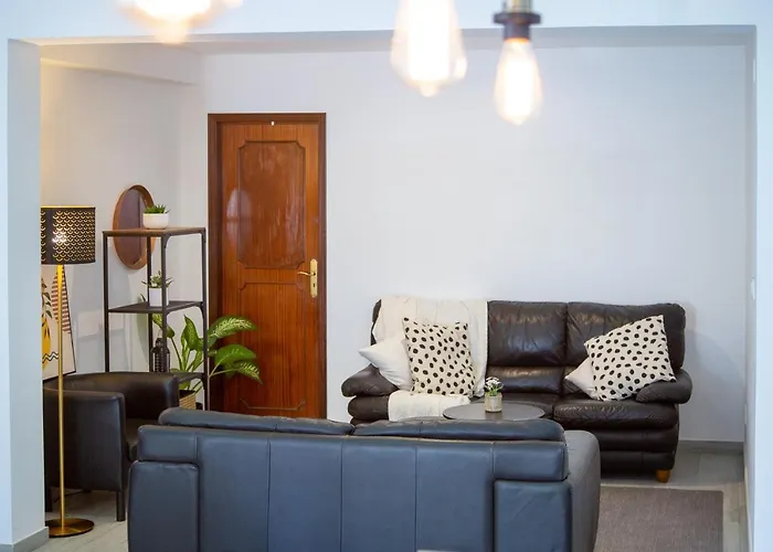 Séjour chez l'habitant Cozy In With Full Kitchen 5 Minutes From The